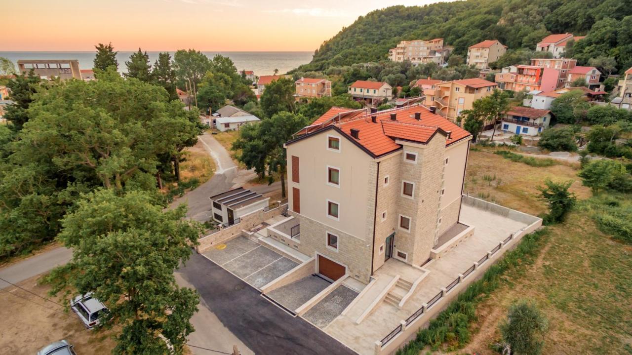Luxury Apartments Queen Petrovac Dış mekan fotoğraf