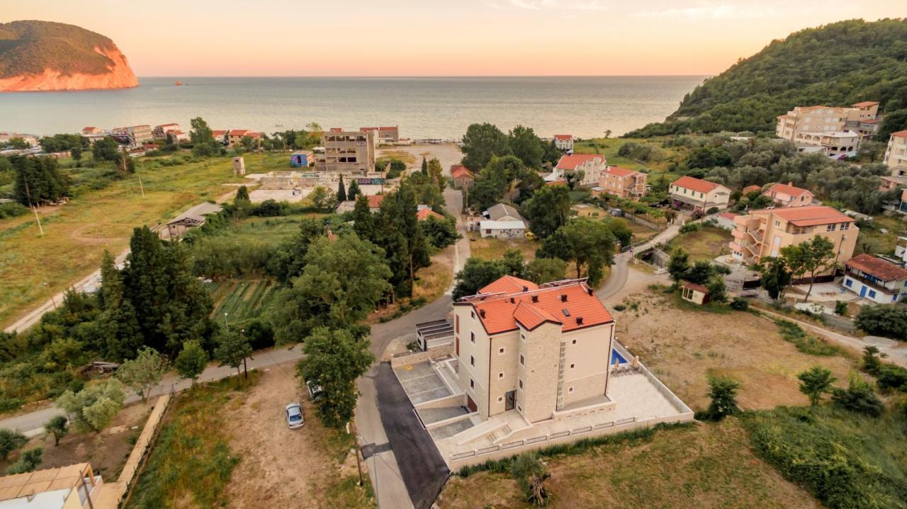Luxury Apartments Queen Petrovac Dış mekan fotoğraf